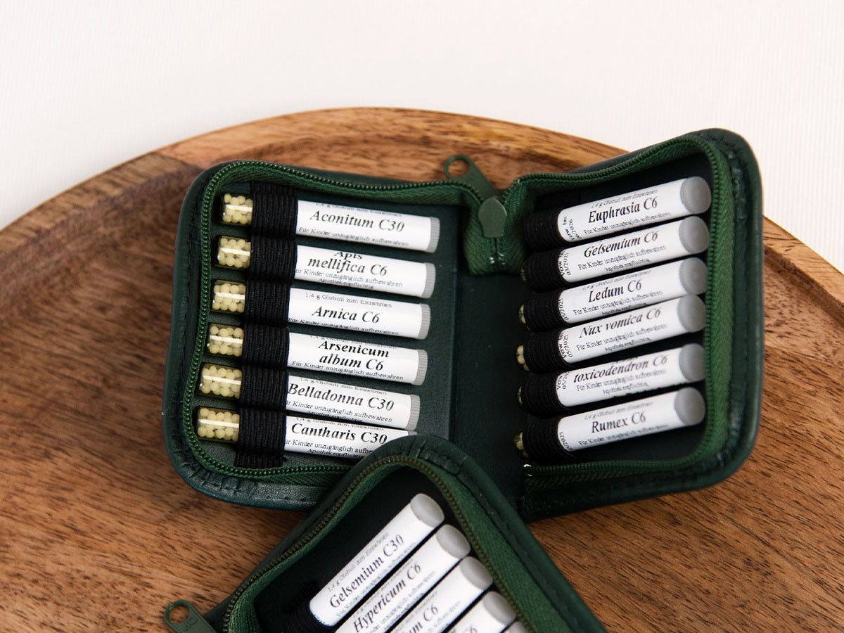 Taschenapotheken erhältlich bei der Bahnhof Apotheke