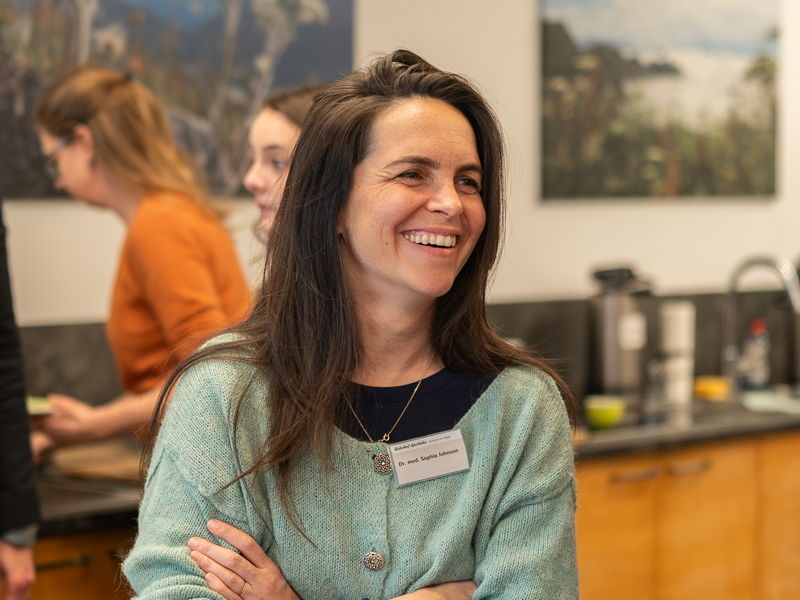 Allgemeinmedizinerin Dr. med. Sophia Johnson 